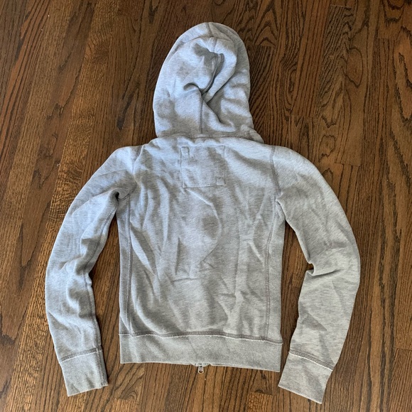 Like New Abercrombie and Fitch Women’s Zip Up Hoodie Gray Size Small - Picture 5 of 7